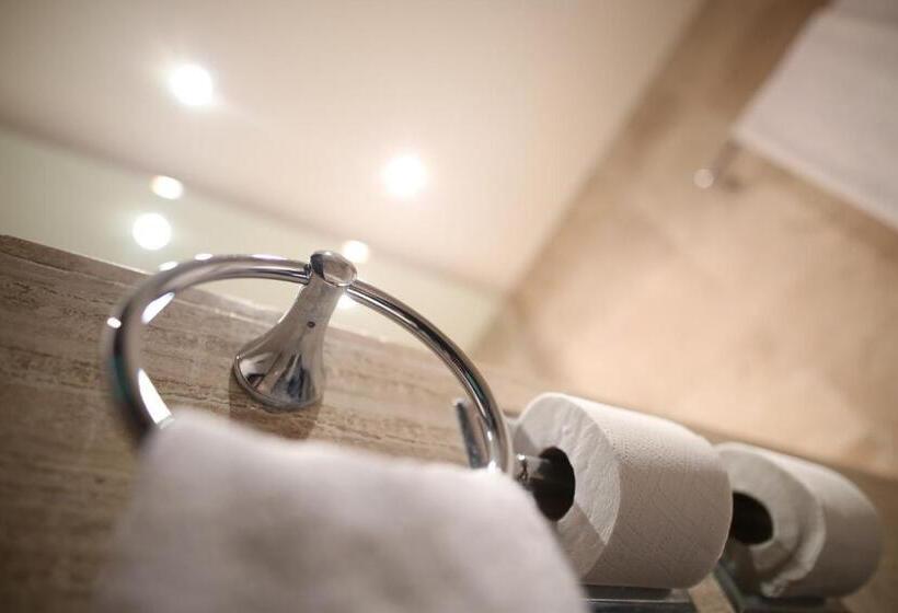 اتاق استاندارد, Montetaxco