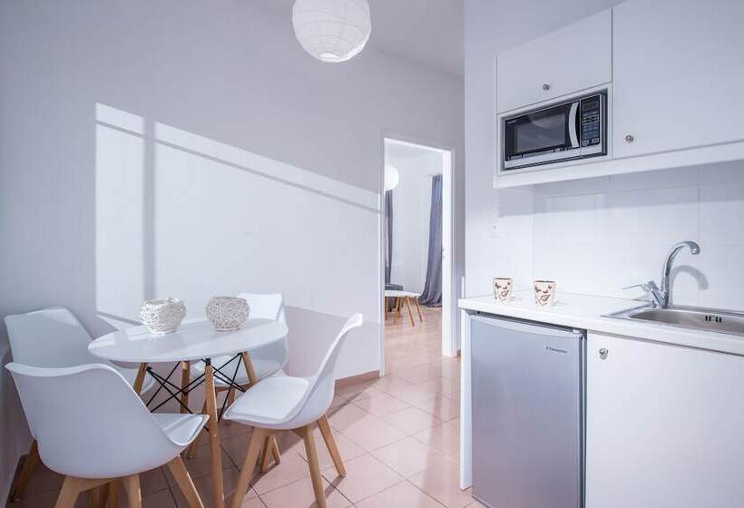 סוויטת ג'וניור, W Suites By Estia