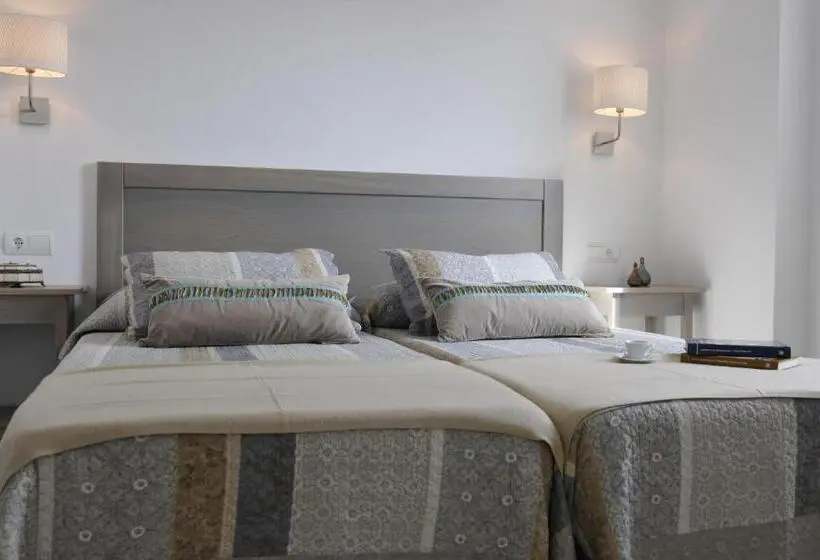 اتاق استاندارد با تراس, Hostal Tarifa  Recepcion Abierta Las 24h