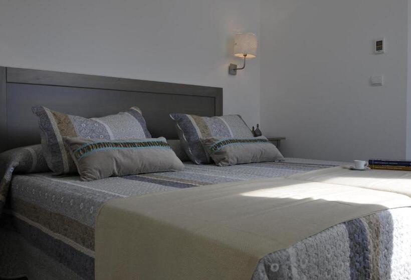 اتاق استاندارد, Hostal Tarifa Recepcion Abierta Las 24h