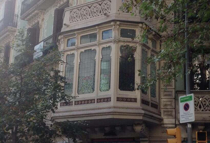 Номер Стандарт, Hostalin Barcelona Diputacion