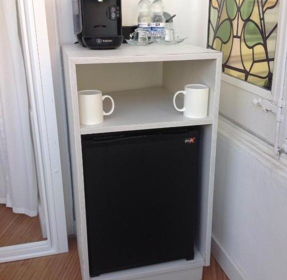 Номер Стандарт, Hostalin Barcelona Diputacion