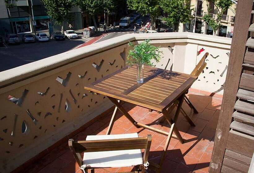 Номер Стандарт с Балконом, Hostalin Barcelona Diputacion