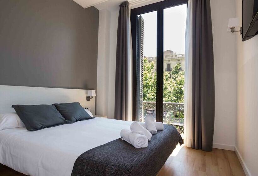 Номер Стандарт с Балконом, Hostalin Barcelona Diputacion