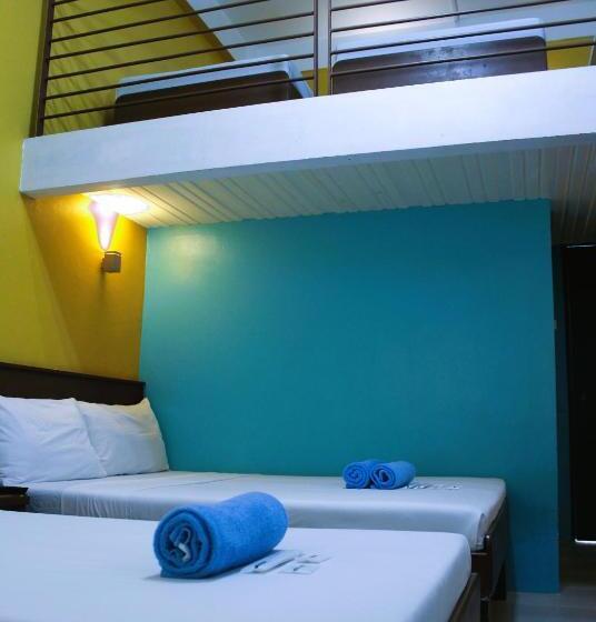 اتاق خانوادگی, Altaroca Mountain Resort Antipolo