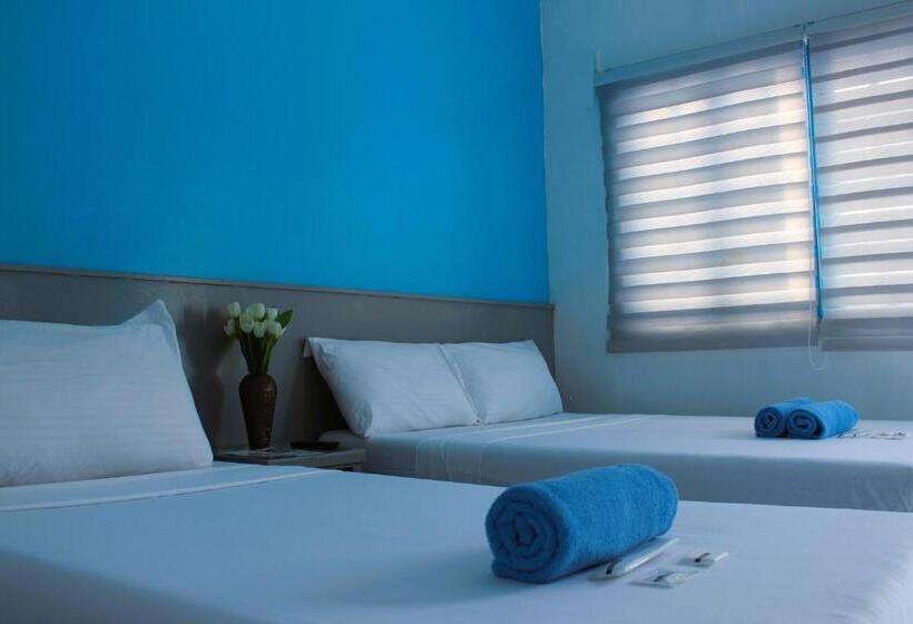 اتاق خانوادگی, Altaroca Mountain Resort Antipolo