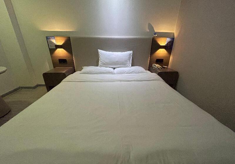 اتاق استاندارد, Altaroca Mountain Resort Antipolo