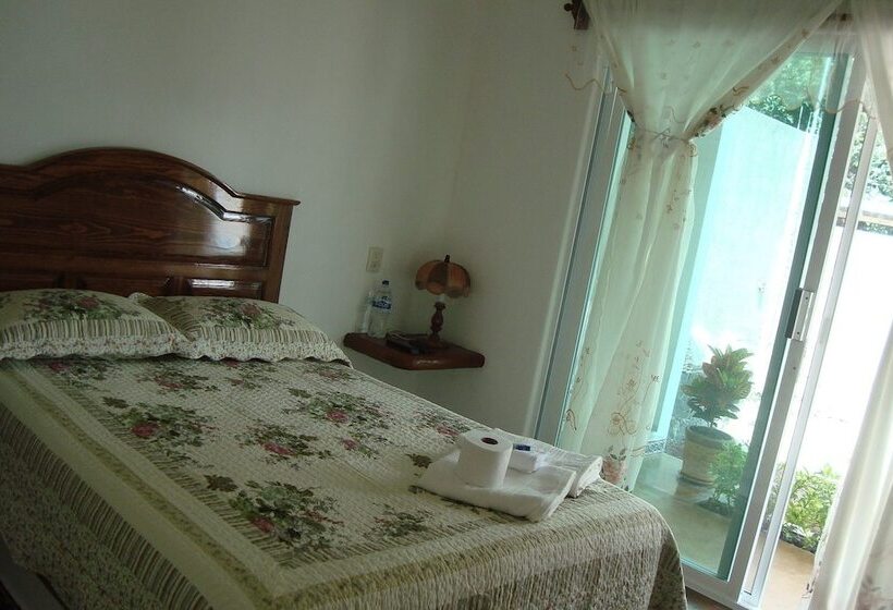 Standard Szoba, Casa Maximiliano