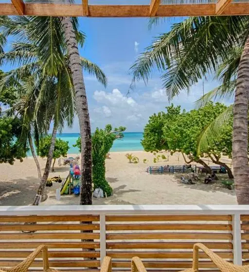 اتاق لوکس با چشم‌انداز دریا, Kinan Retreat