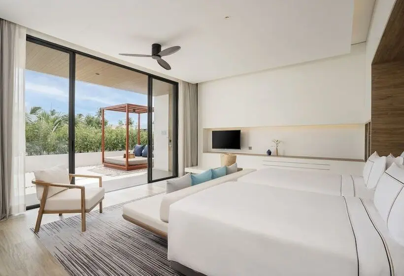 スイート, Melia Phuket Mai Khao
