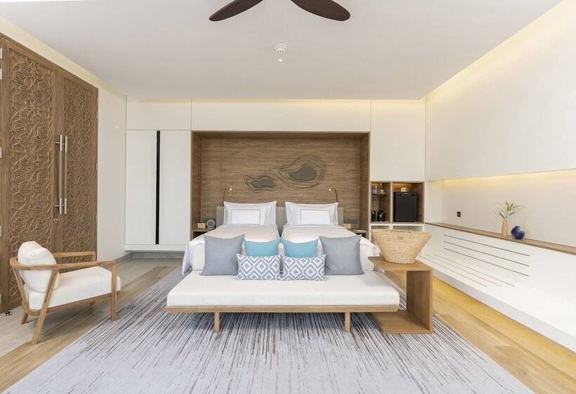 Люкс, Melia Phuket Mai Khao