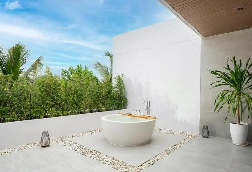 スイート, Melia Phuket Mai Khao