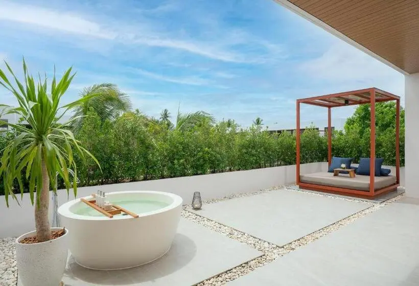 スイート, Melia Phuket Mai Khao