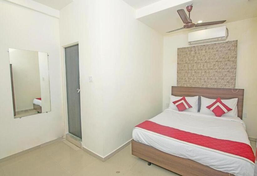 اتاق استاندارد با تخت بزرگ, Octave Taj Palace