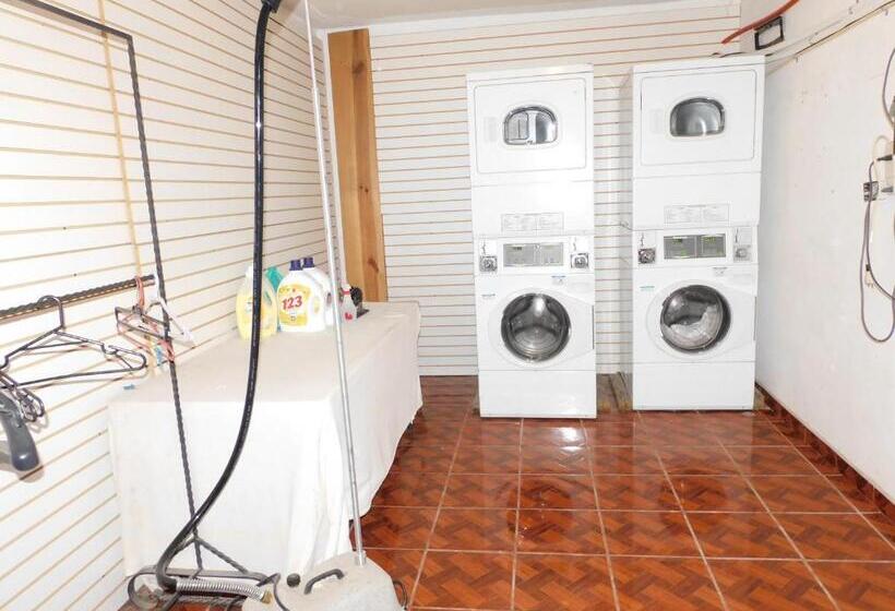 استودیوی استاندارد, Vista Del Sol Apartments
