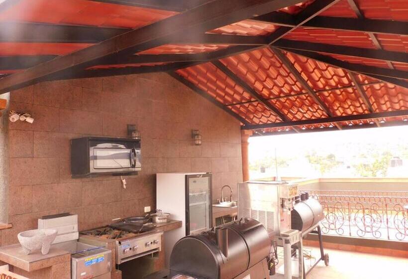 آپارتمان سوپریور 1 خوابه, Vista Del Sol Apartments