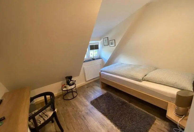 Standard Yhden Hengen Huone, Waldhotel Am Jäger