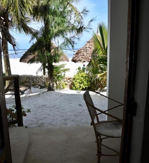 غرفة قياسية مطلّة علي البحر مزوَّدة بشُرفة, Hebe Bungalows Lodge