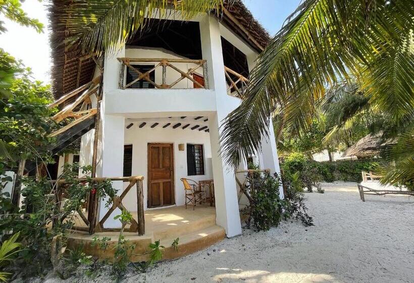 غرفة قياسية مطلّة علي البحر مزوَّدة بشُرفة, Hebe Bungalows Lodge