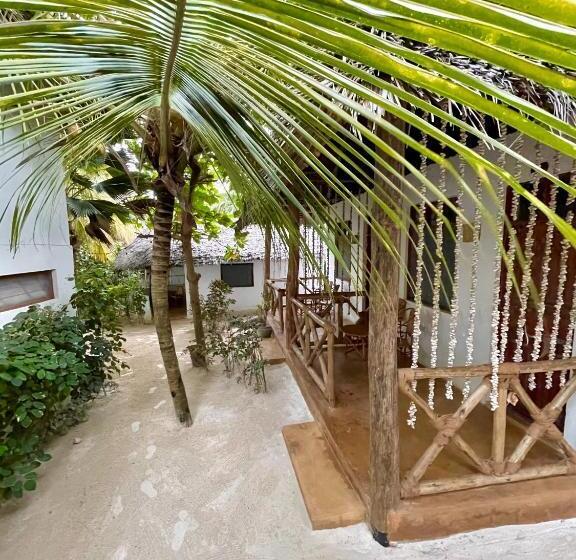 Номер Стандарт с Террасой, Hebe Bungalows Lodge