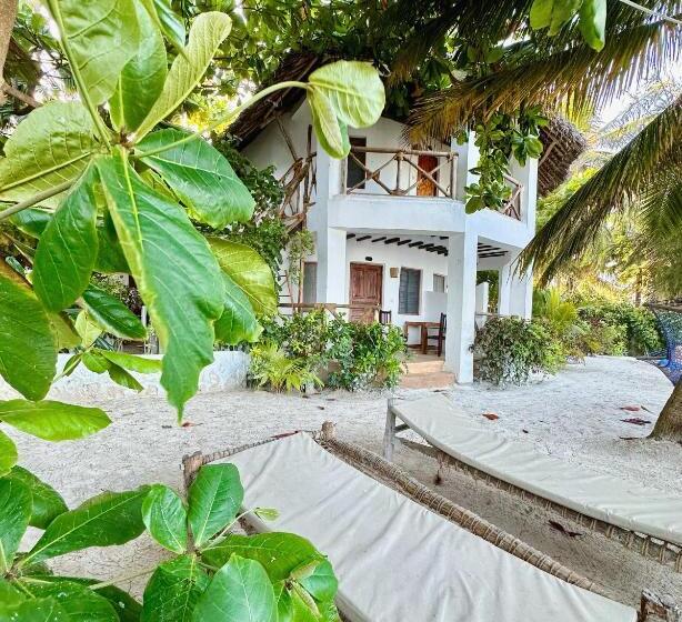 جناح مطلّ علي البحر, Hebe Bungalows Lodge