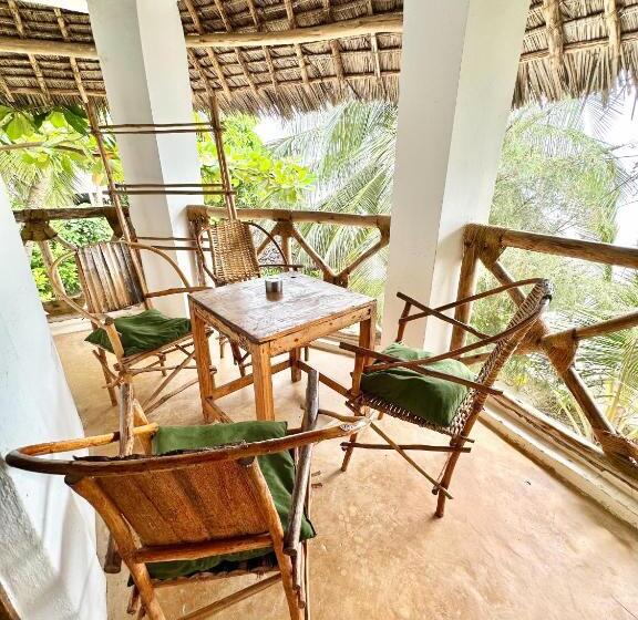 جناح مطلّ علي البحر, Hebe Bungalows Lodge