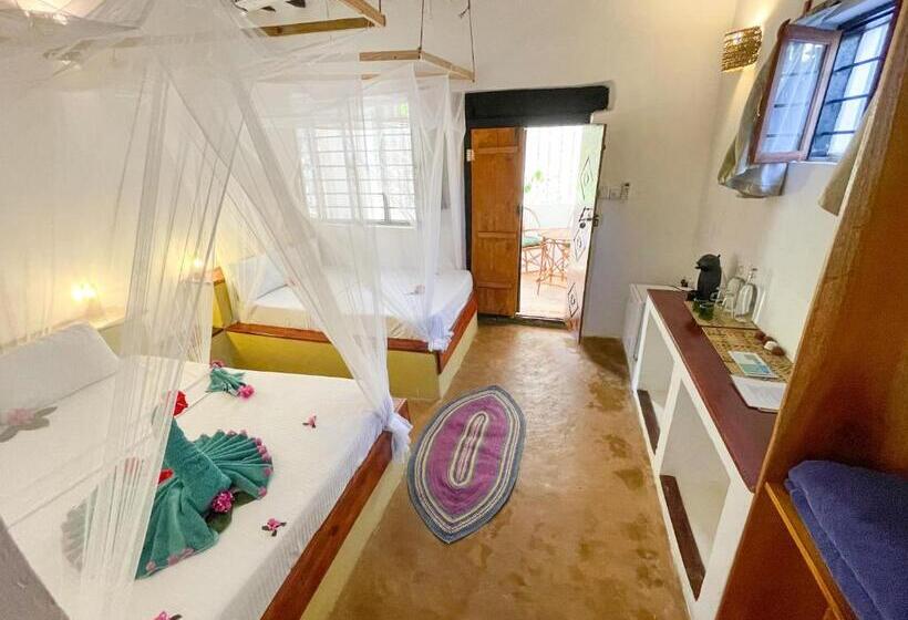 غرفة قياسية رباعية, Hebe Bungalows Lodge