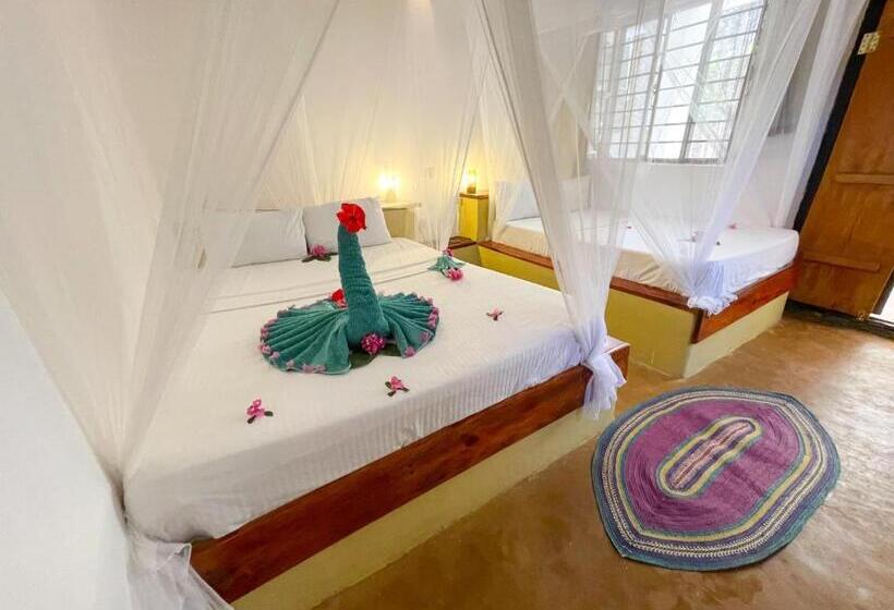 غرفة قياسية رباعية, Hebe Bungalows Lodge