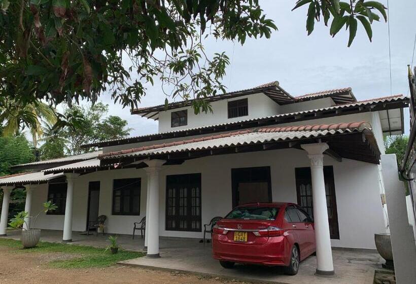 エコノミールーム, Pandula Villa 390