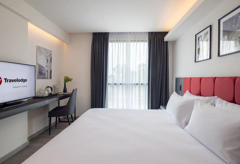 스탠다드 룸, Travelodge Phuket Town