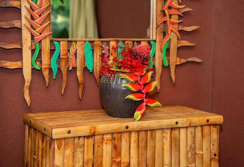 غرفة قياسية سرير كينج, Heliconia Island