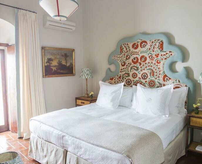 Номер Superior, La Sacristía