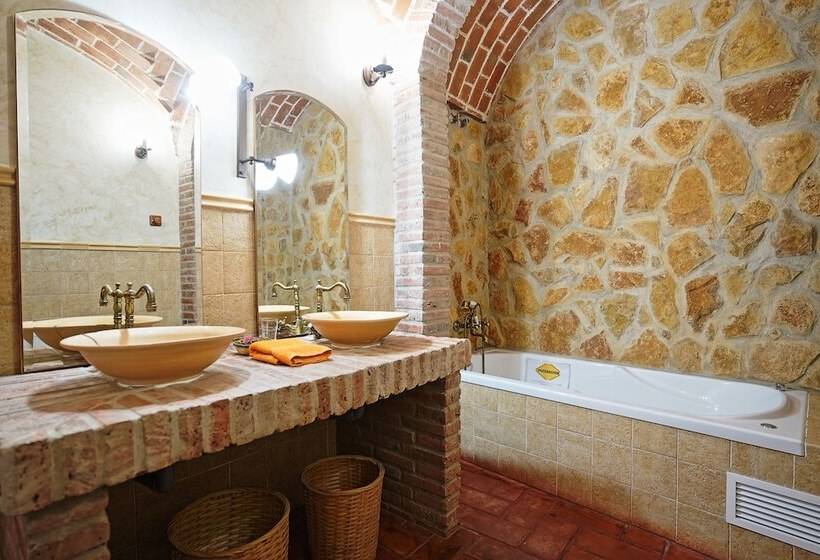 اتاق سوپریور, Rural La Sinforosa