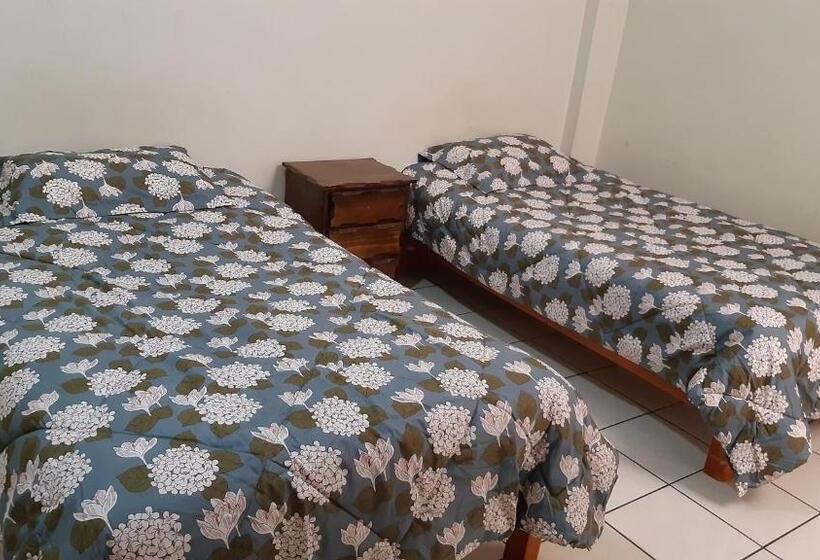 اتاق استاندارد, Jumana