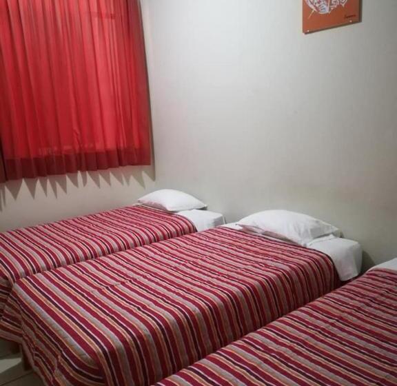 اتاق استاندارد سه نفره, Jumana