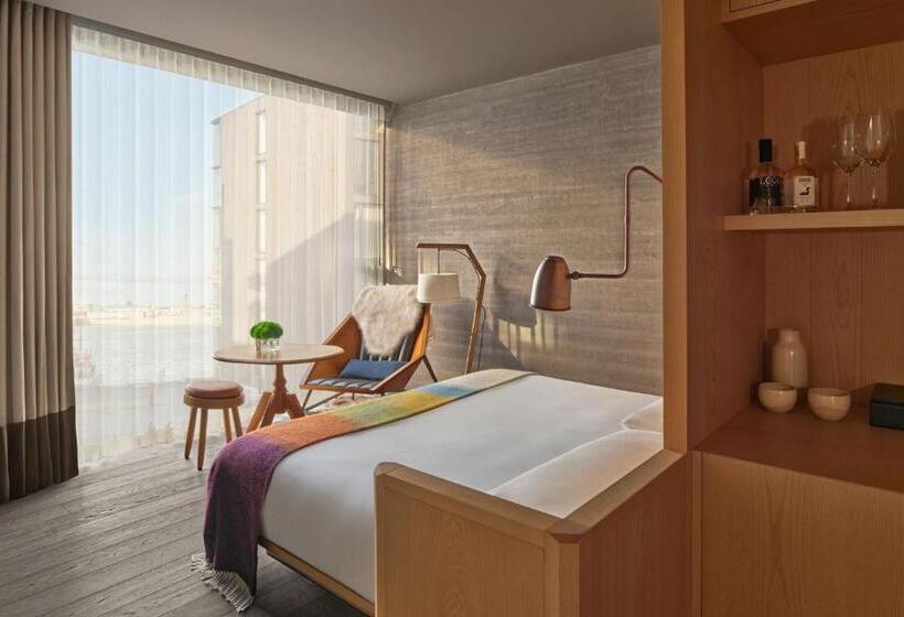 Superior Interior Room, The Reykjavik Edition