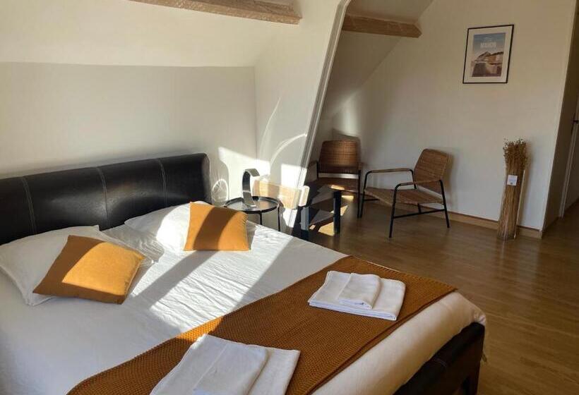 Номер Стандарт, Le Vrai Paradis