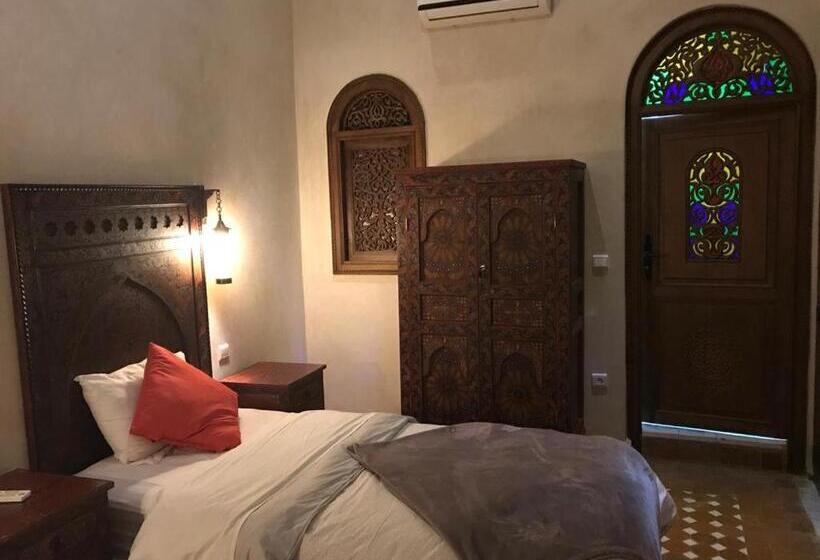 اتاق استاندارد, Riad Le Petit Ksar