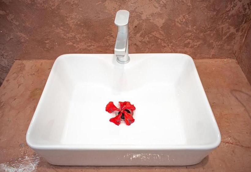 海景标准间带阳台, Ahg Sun Bay Mlilile Beach