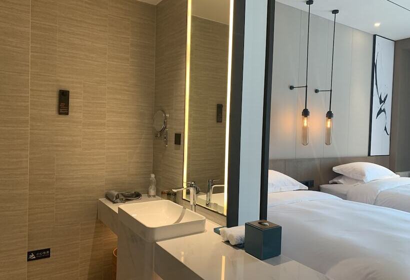 İki Çift Kişilik Yataklı Standart Oda, Courtyard By Marriott Pinghu