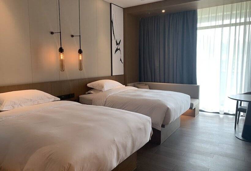 Delüks İçe Bakan Oda, Courtyard By Marriott Pinghu