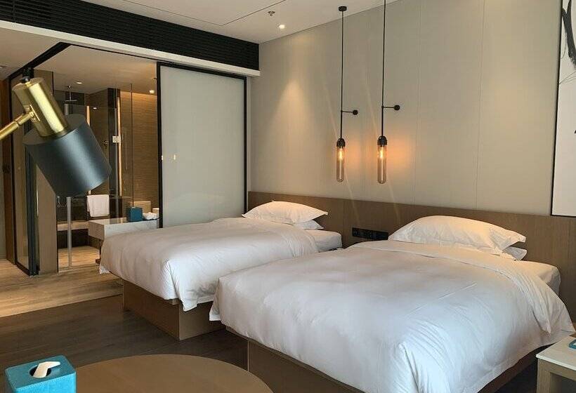 Delüks İçe Bakan Oda, Courtyard By Marriott Pinghu