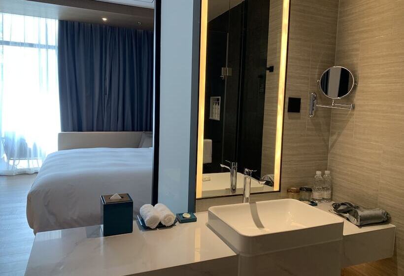 Delüks İçe Bakan Oda, Courtyard By Marriott Pinghu