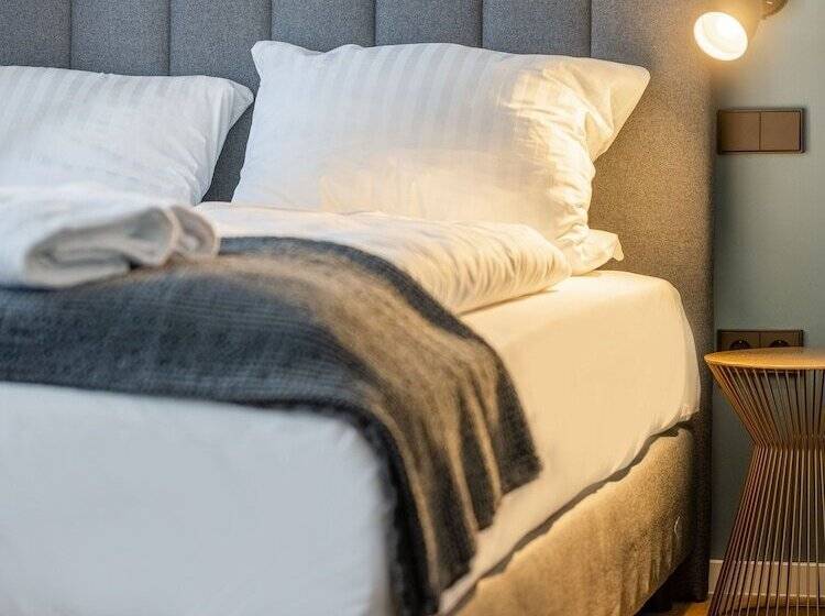 جناح, Limehome Augsburg Annastraße