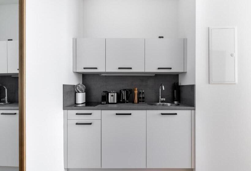 جناح, Limehome Augsburg Annastraße