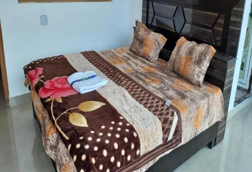 Номер Economy, Staymaker Hotel Raj Ganga