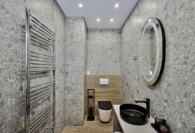 标准间, Bestseller