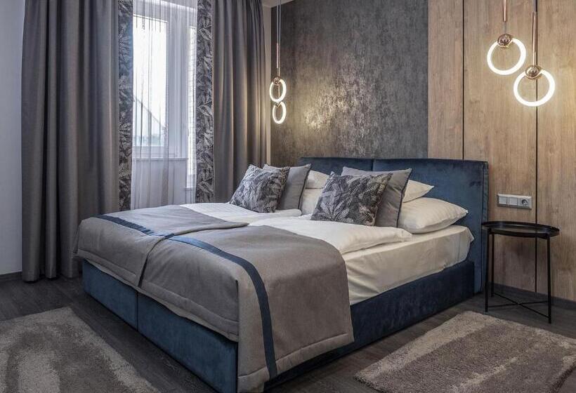 标准间, Bestseller