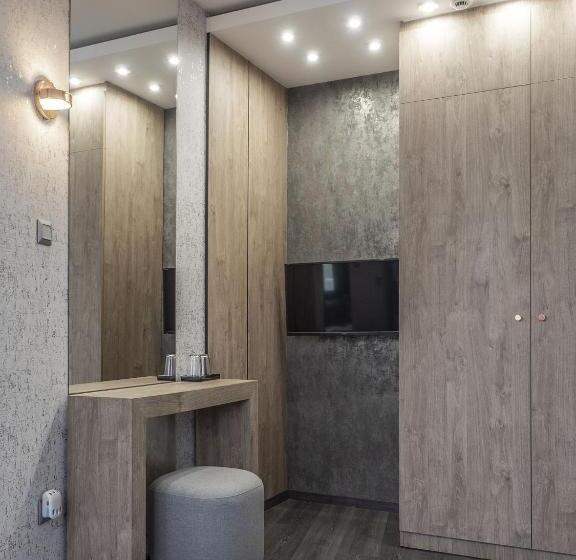 标准间, Bestseller