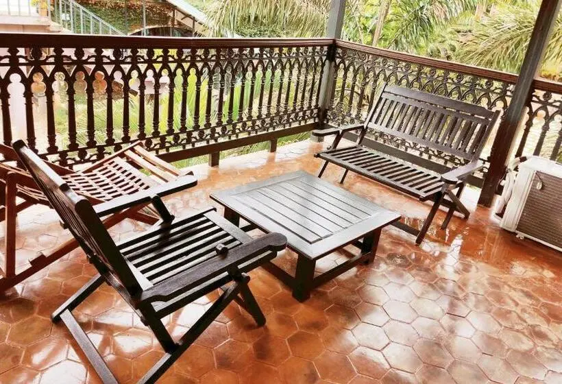スーペリアールーム, Chira Meadows Ecoresort, Dapoli